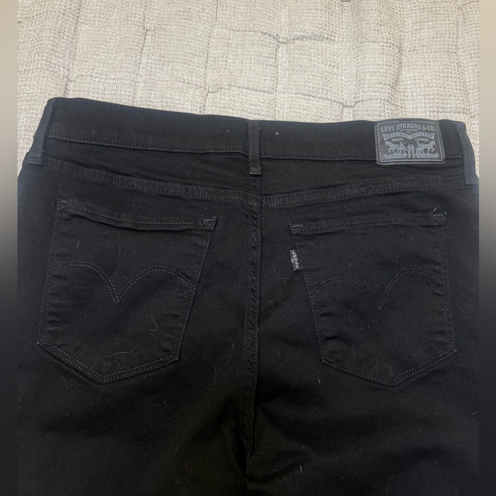 Levi’s Black High-Rise Skinny Jeans - Picture 8 of 8